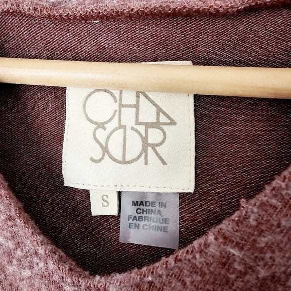 Chaser Cold Shoulder Long Sleeve Hooded Pull Over Sweater Wine Size Small - Picture 8 of 10